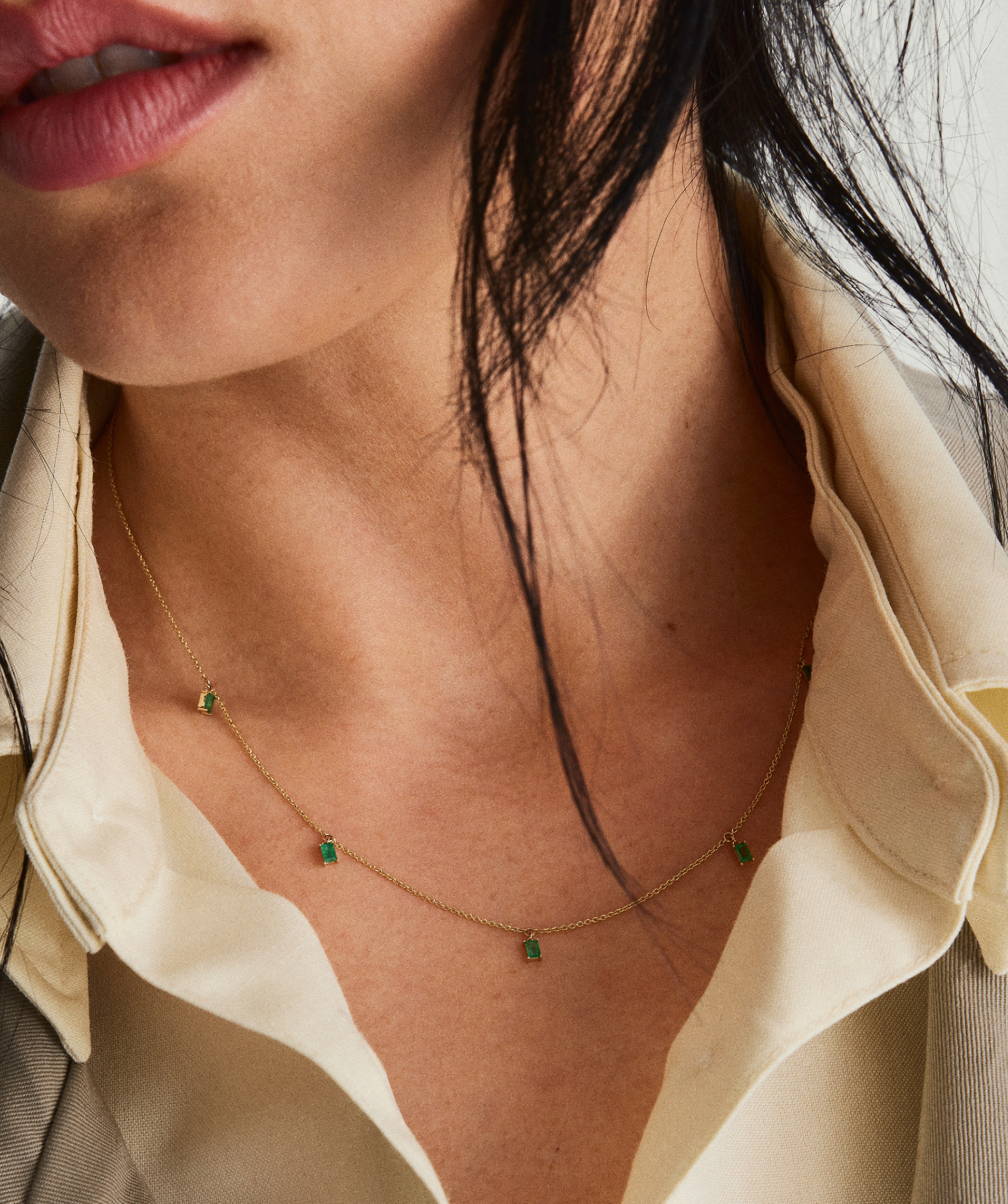 Mejuri emerald cut best sale necklace